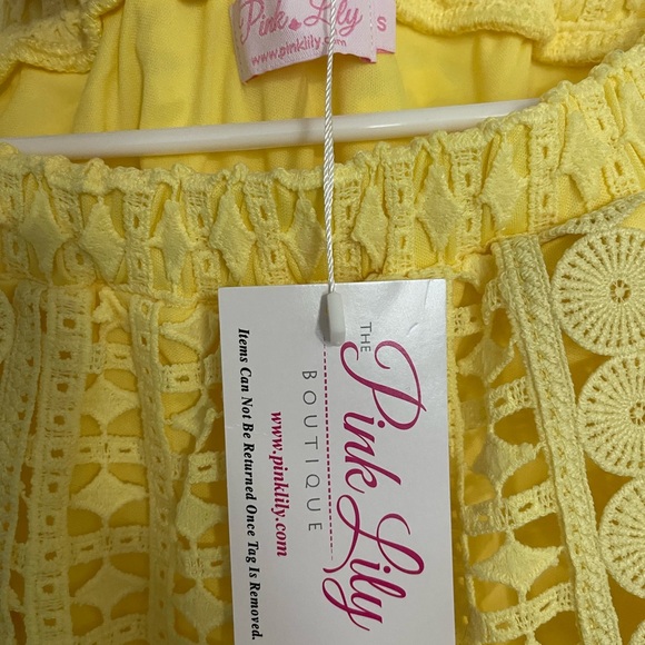 Pink Lily Yellow Crochet Off-Shoulder Dress - Picture 2 of 3
